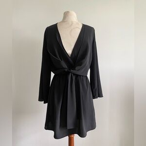Topshop Black Long Sleeve V Neck Twist Front Mini Dress Size 4/Small